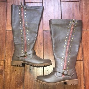 NWOT wide calf boots